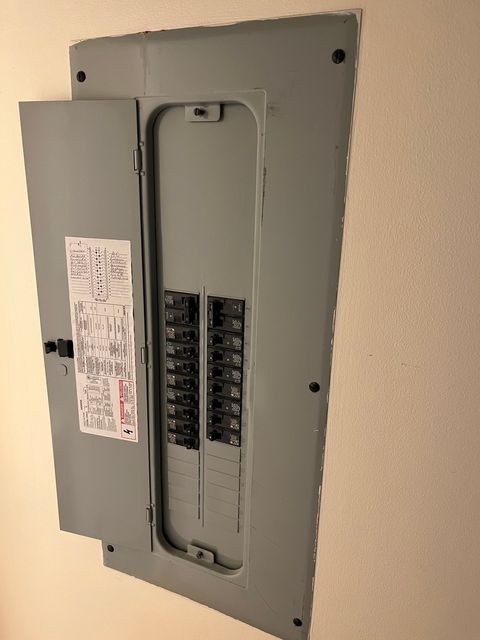 Tiny photo for 5200 S Ellis Avenue #202, Chicago, IL 60615 (MLS # 12553680)