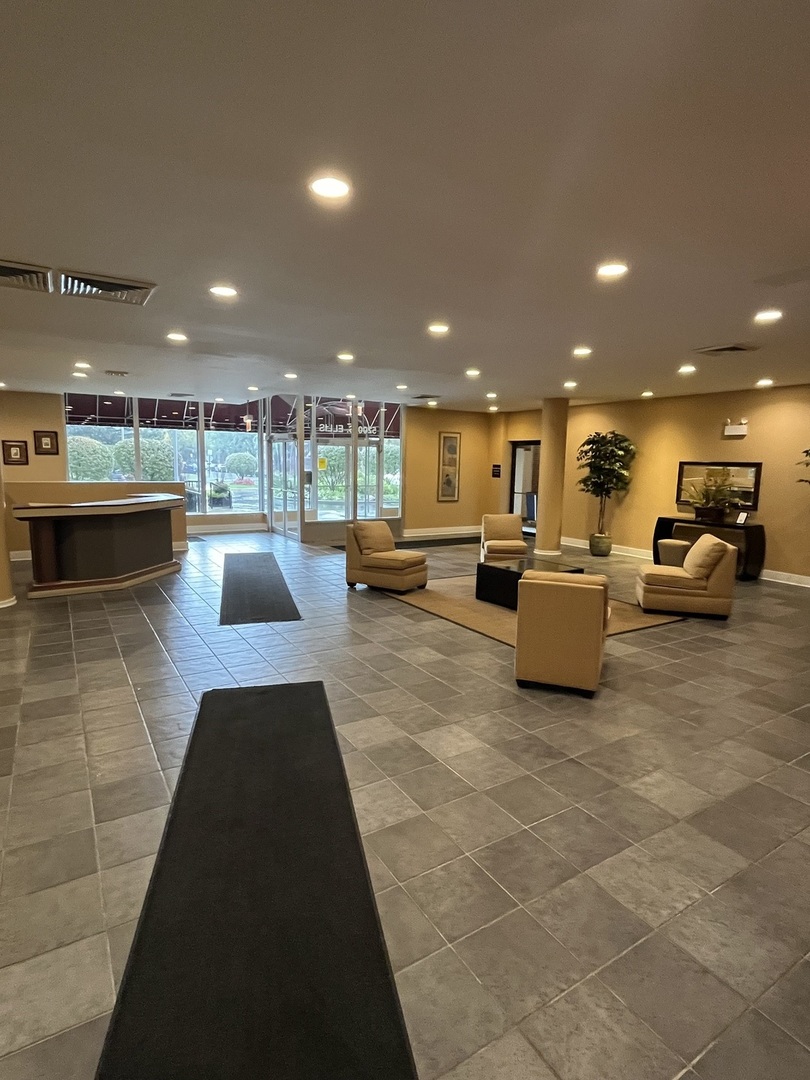 5200 S Ellis Avenue 202