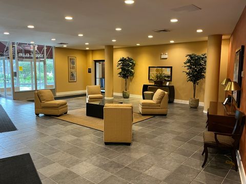 Tiny photo for 5200 S Ellis Avenue #202, Chicago, IL 60615 (MLS # 12553680)