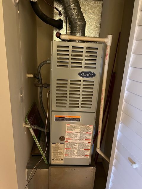 Tiny photo for 5200 S Ellis Avenue #202, Chicago, IL 60615 (MLS # 12553680)