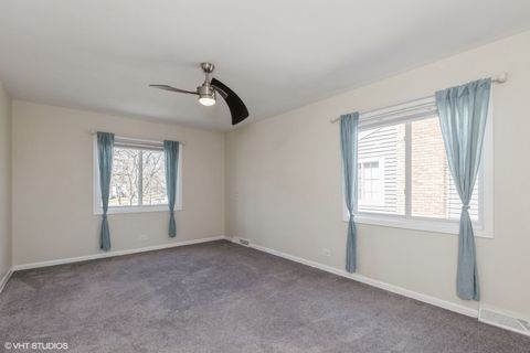 Tiny photo for 127 Riverside Drive, Northfield, IL 60093 (MLS # 12389751)