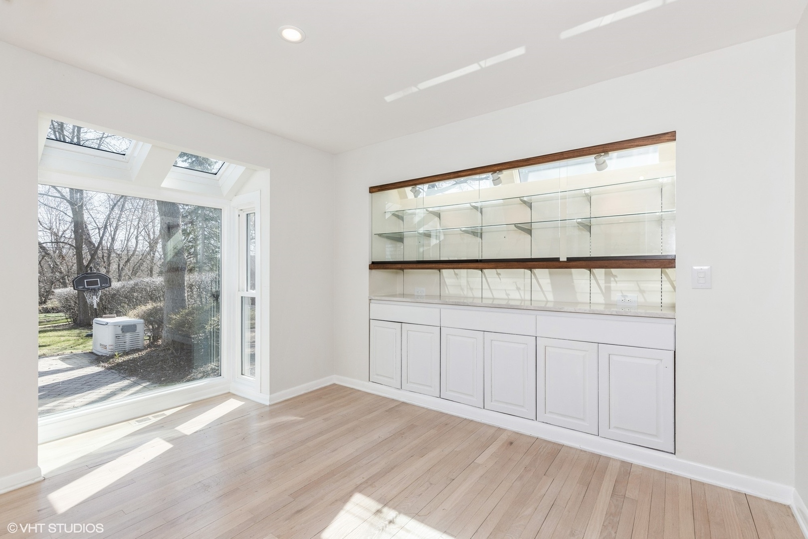 127 Riverside Drive