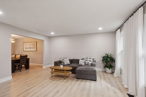 Tiny photo for 3175 Applewood Court, Highland Park, IL 60035 (MLS # 12481584)