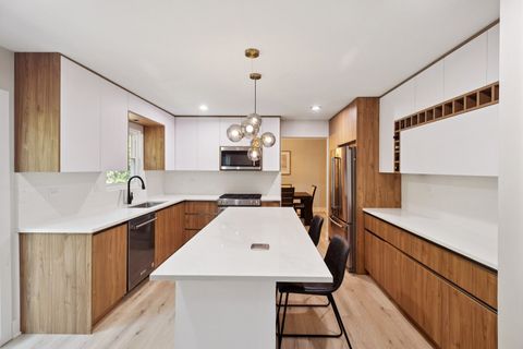 Tiny photo for 3175 Applewood Court, Highland Park, IL 60035 (MLS # 12481584)