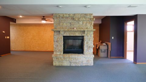 Tiny photo for 2346 W Longhollow Road, Elizabeth, IL 61028 (MLS # 12582588)