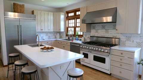 Tiny photo for 2346 W Longhollow Road, Elizabeth, IL 61028 (MLS # 12582588)