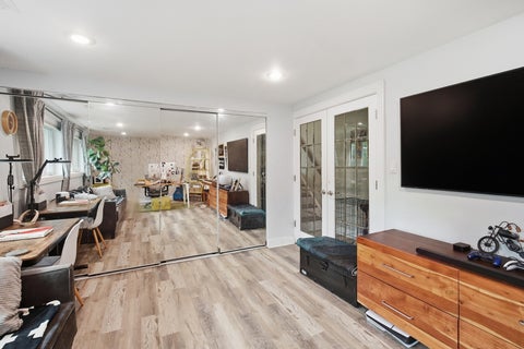 Tiny photo for 1006 W Frontenac Drive, Arlington Heights, IL 60004 (MLS # 12764949)