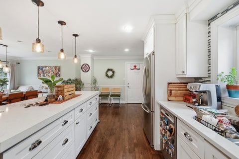 Tiny photo for 1006 W Frontenac Drive, Arlington Heights, IL 60004 (MLS # 12764949)
