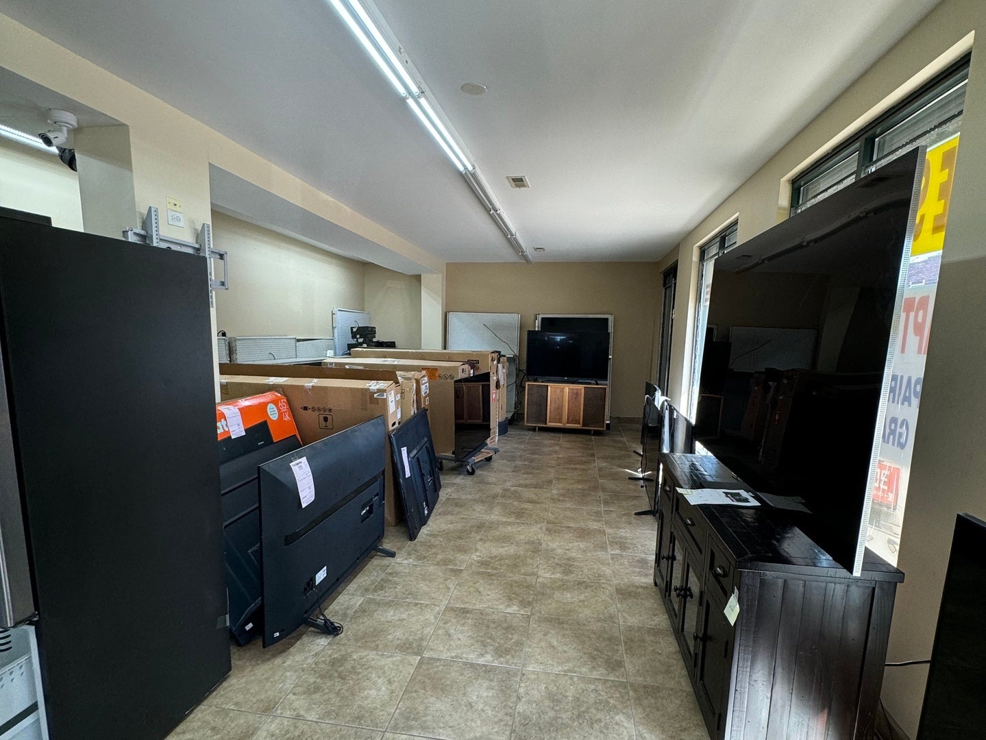 2856 W 63rd Street