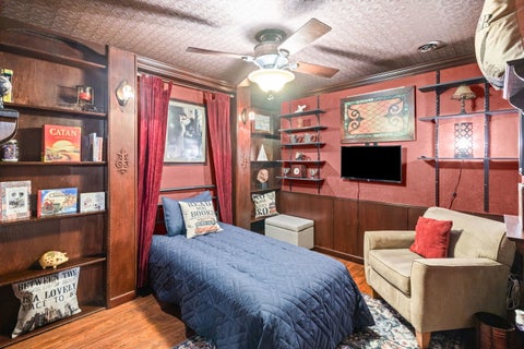 Tiny photo for 1006 Lindsay Street, Joliet, IL 60431 (MLS # 12685451)