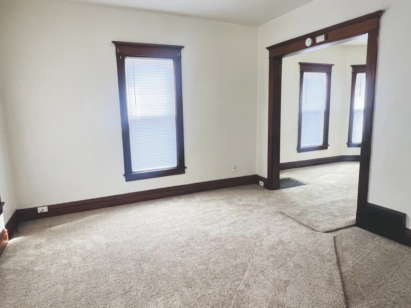 409 N Broadway Street