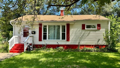 Photo of 2613 N Lewis Avenue, Waukegan, IL 60087 (MLS # 12758462)