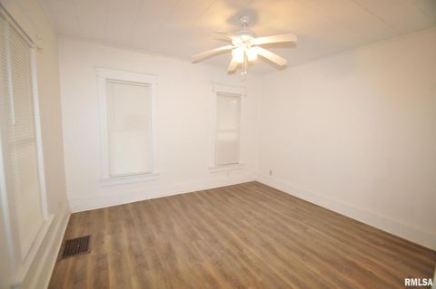 Tiny photo for 1803 BELLE Avenue, Davenport, IA 52803 (MLS # QC4268103)