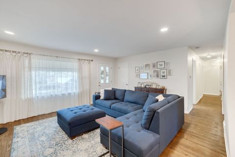 Tiny photo for 8225 Lorel Avenue, Burbank, IL 60459 (MLS # 12593962)