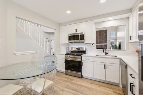 Tiny photo for 200 Glasgow Lane, Schaumburg, IL 60194 (MLS # 12525732)