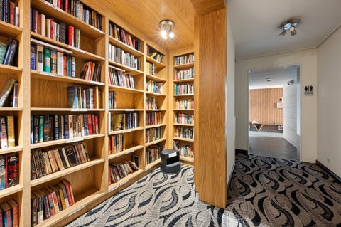 Tiny photo for 6007 N Sheridan Road #38G, Chicago, IL 60660 (MLS # 12752004)