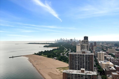 Tiny photo for 6007 N Sheridan Road #38G, Chicago, IL 60660 (MLS # 12752004)