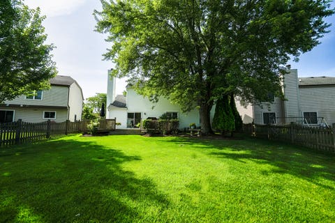 Tiny photo for 152 Knightsbridge Drive, Mundelein, IL 60060 (MLS # 12694747)