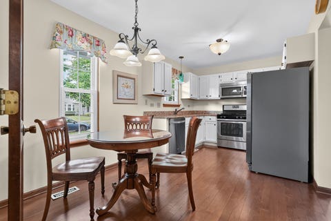 Tiny photo for 152 Knightsbridge Drive, Mundelein, IL 60060 (MLS # 12694747)