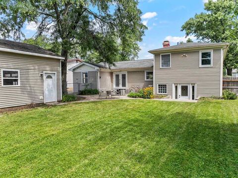 Tiny photo for 22W351 Birchwood Drive, Glen Ellyn, IL 60137 (MLS # 12504407)