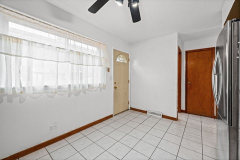 Tiny photo for 9543 Sumac Road #G, Des Plaines, IL 60016 (MLS # 12752757)