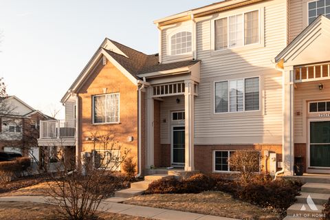 Tiny photo for 7517 Savoy Lane #B, Bridgeview, IL 60455 (MLS # 12588995)
