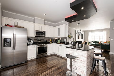 Tiny photo for 7517 Savoy Lane #B, Bridgeview, IL 60455 (MLS # 12588995)