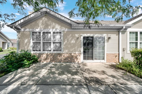 Tiny photo for 21460 Mays Lake Court #21460, Crest Hill, IL 60403 (MLS # 12730612)