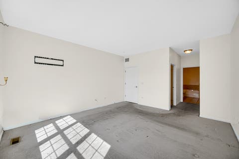 Tiny photo for 21460 Mays Lake Court #21460, Crest Hill, IL 60403 (MLS # 12730612)