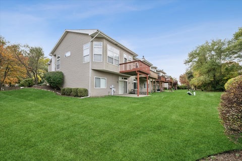 Tiny photo for 256 Prairie View Lane, Wheeling, IL 60090 (MLS # 12793411)