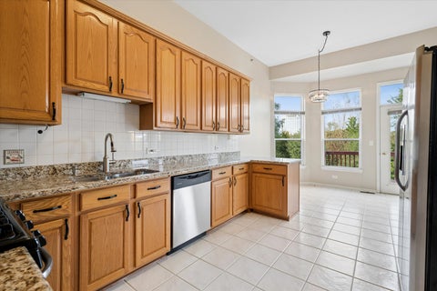 Tiny photo for 256 Prairie View Lane, Wheeling, IL 60090 (MLS # 12793411)