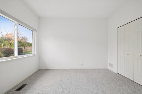 Tiny photo for 256 Prairie View Lane, Wheeling, IL 60090 (MLS # 12793411)