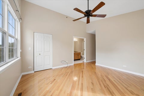 Tiny photo for 256 Prairie View Lane, Wheeling, IL 60090 (MLS # 12793411)