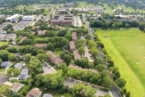 Tiny photo for 753 S Dwyer Avenue #C, Arlington Heights, IL 60005 (MLS # 12752079)