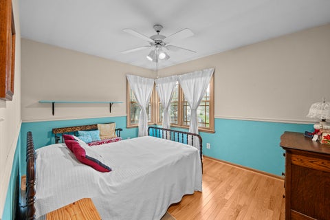 Tiny photo for 3 Hickory Grove Court, Davenport, IA 52804 (MLS # 12736324)