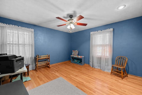 Tiny photo for 3 Hickory Grove Court, Davenport, IA 52804 (MLS # 12736324)
