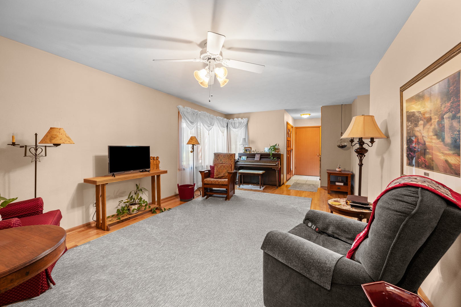 3 Hickory Grove Court