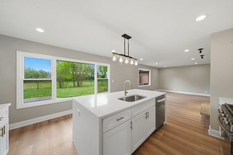 Tiny photo for 27637 Vista Lane, Barrington, IL 60010 (MLS # 12631950)
