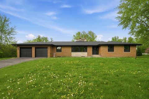 Photo of 27637 Vista Lane, Barrington, IL 60010 (MLS # 12631950)