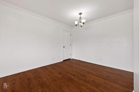 Tiny photo for 420 Berkshire Lane, Des Plaines, IL 60016 (MLS # 12697111)