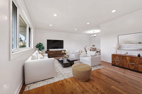 Tiny photo for 420 Berkshire Lane, Des Plaines, IL 60016 (MLS # 12697111)