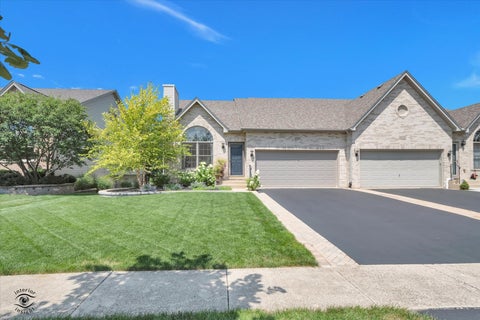 Photo of 600 Sudbury Circle, Oswego, IL 60543 (MLS # 12721566)