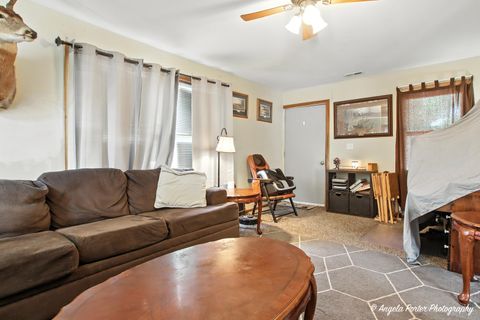 Tiny photo for 42517 N Poplar Street, Antioch, IL 60002 (MLS # 12525500)