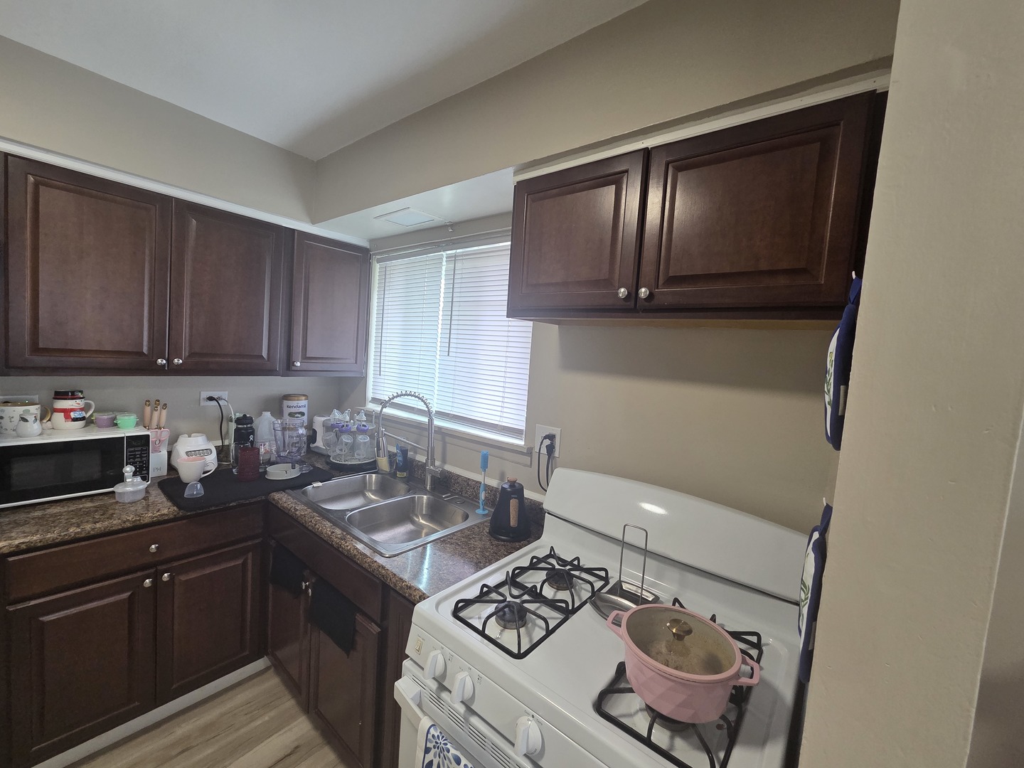 825 W College Boulevard