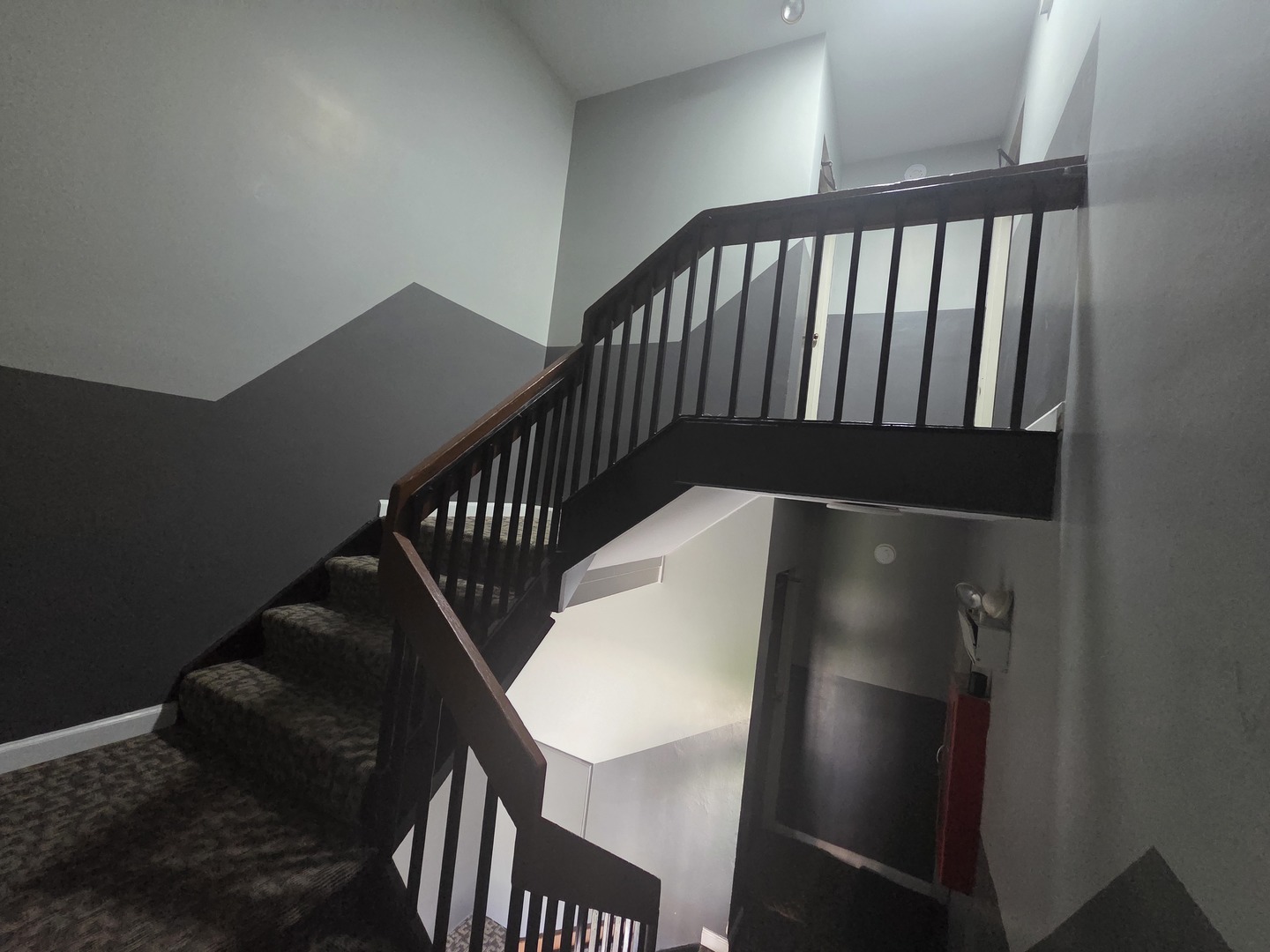 825 W College Boulevard