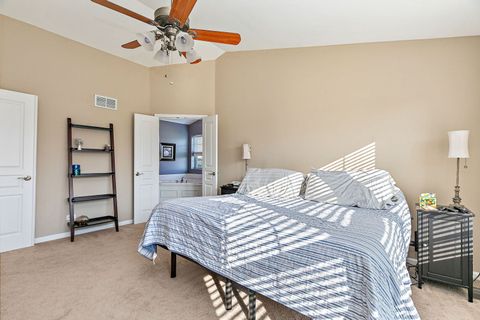 Tiny photo for 4077 Stratford Lane, Carpentersville, IL 60110 (MLS # 12621981)