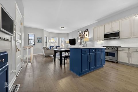 Tiny photo for 1455 W Cuyler Avenue #1E, Chicago, IL 60613 (MLS # 12554684)