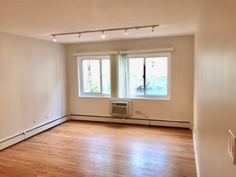 526 W Roscoe Street 1G