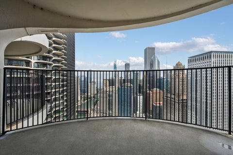 Tiny photo for 300 N STATE Street #4709, Chicago, IL 60654 (MLS # 12735564)