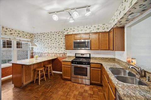 Tiny photo for 11513 Enterprise Drive, Westchester, IL 60154 (MLS # 12496778)